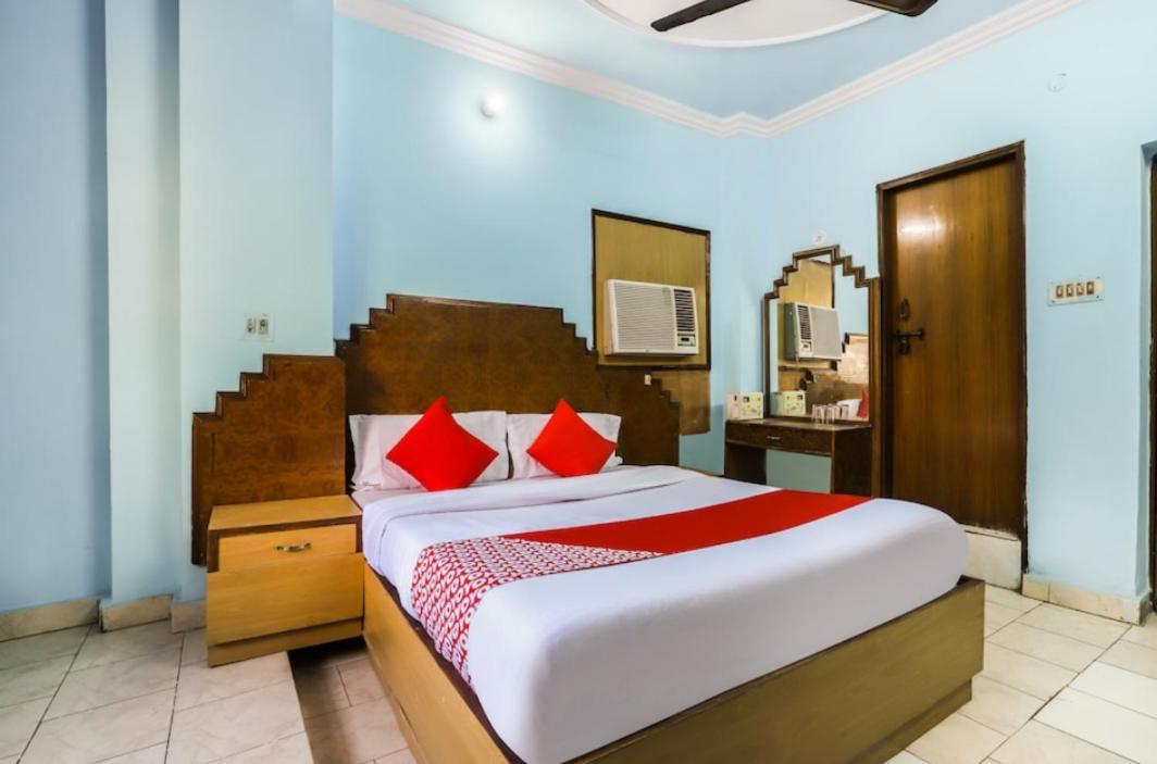 Hotel Raj Hans Dx Neu-Delhi Exterior foto